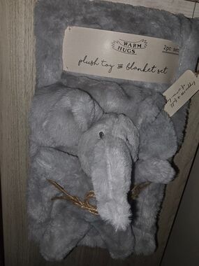 Warm Hugs Plush Elephant Toy & Blanket Set - Gray